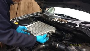 How to remove turbo on a Nissan T30 Xtrail DCi Part 1