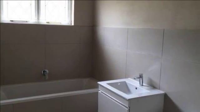 2 Bedroom House For Sale in Waterfall, South Africa for ZAR 1,295,000... смотреть онлайн