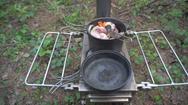 Рис со свининой \ Кронидов vs Готовка \ На печи Winnerwell Nomad 1S смотреть онлайн