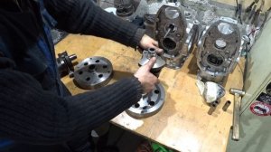 Как не запороть маховик при притирке к коленвалу.