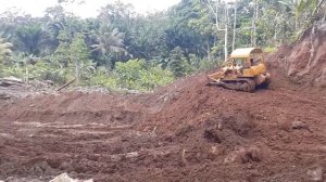 Gold mining in PNG. Gold watch project