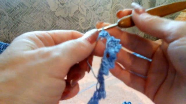 КРАСИВАЯ ОБВЯЗКА ГОРЛОВИНЫ С чего начинать вязание ? С обвязки горловины?" смотреть онлайн