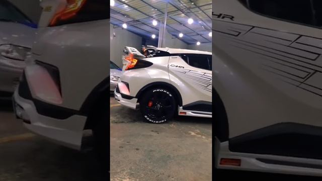 Toyota CHR ? смотреть онлайн