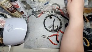 Браслет из ювелирной сетки и колье из проволоки с памятью