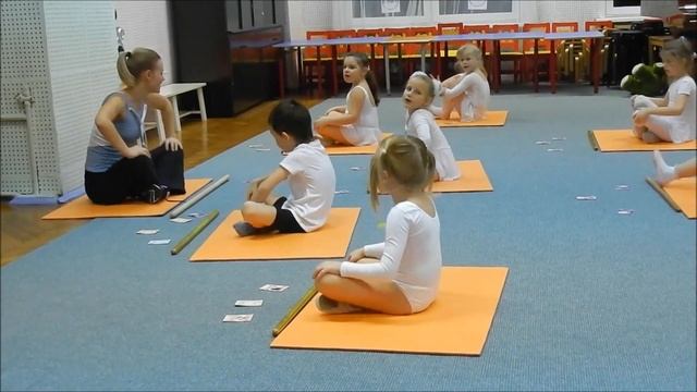 Детский фитнес.  Упражнения с гимнастической палкой