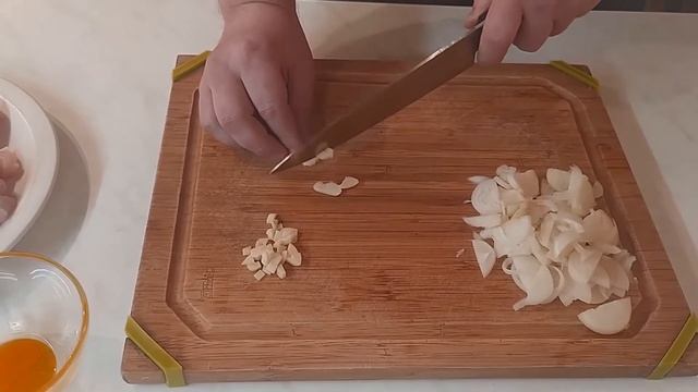 Готовим филе индейки в соусе только так, все в семье просят добавку!Индейка в сметанно-соевом соусе смотреть онлайн