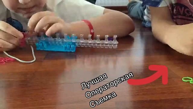 Радужное ожерелье из резинок RAINBOW ? LOOMS смотреть онлайн