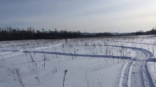 Удлиненный ИКАР в поле. смотреть онлайн