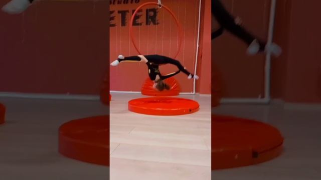 кольцо это я воздушная гимнастика 
