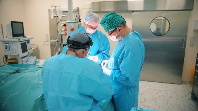 КП Орлов Хирургическое удаление кисты околоушной слюнной железы