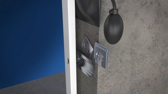 Установка дверей Hormann с угловой коробкой на бетон в Симферополе и Севастополе смотреть онлайн