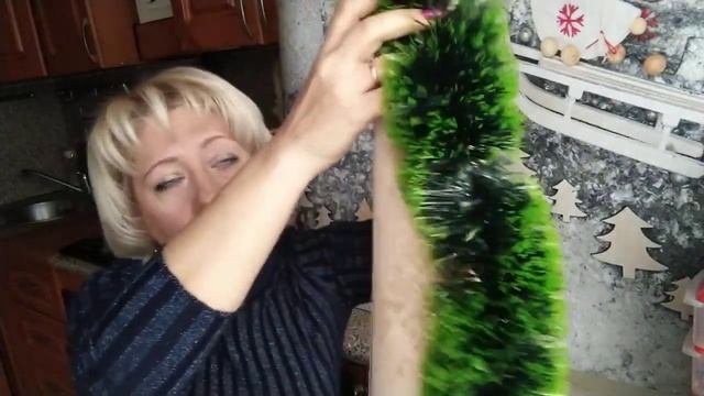ЁЛКА ИЗ МИШУРЫ СВОИМИ РУКАМИ??
