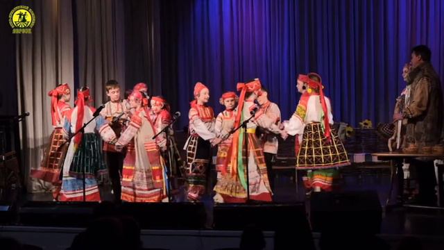 Фрагменты отчетного концерта коллективов МАУК "ЭКК "ВЕРЕСК" смотреть онлайн