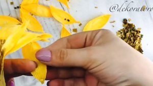 Подсолнух из гофрированной бумаги / мастер класс подсолнух/ DekoratoroDIY