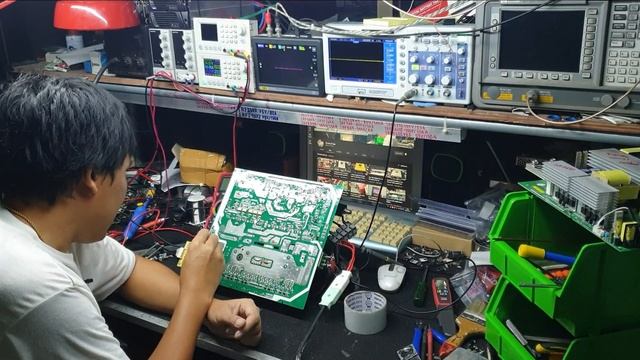 ซ่อม ไฮบริด ออน/ออฟกริด PH18-3204 PLUS ขนานเครื่องได้ смотреть онлайн