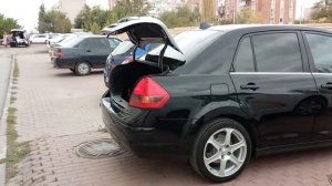 Открытие багажника Ниссан Тиида с подъёмником блюм с ключа