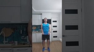 Упражнения на бицепс с эспандером