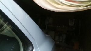 Джили МК автоматически откриваня багажника.