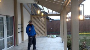 Навес из поликарбоната на веранде