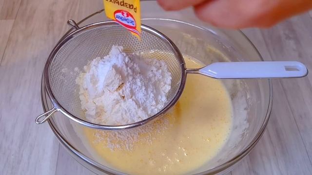 НЕЖНЕЙШИЙ ПИРОГ "4 ЛОЖКИ " ЕГО ПЕКУТ УЖЕ ВСЕ МОИ СОСЕДИ! САМЫЙ БЫСТРЫЙ И ПРОСТОЙ ПИРОГ ЗА 30 МИНУТ.