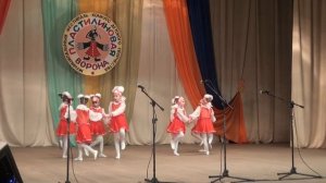 Танец "По малину в сад пойдём"
