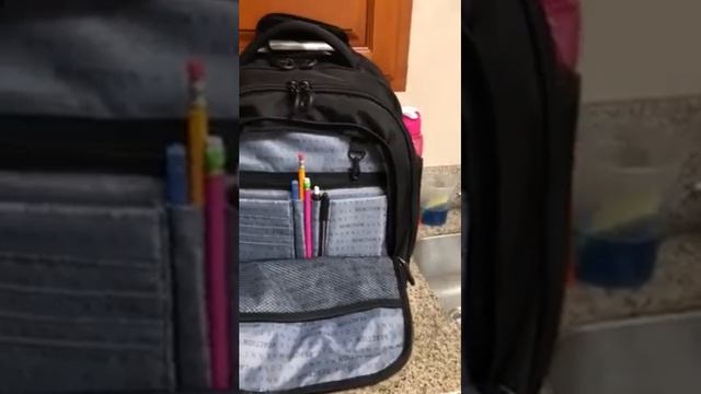 Kenneth Cole reaction spinner backpack смотреть онлайн