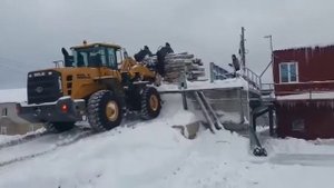 Фронтальный Лесозахват EXTEN LoG7 на погрузчике SDLG