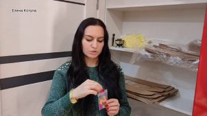 Упаковываю зайку перед продажей. Упаковка вязаных игрушек . Что я использую.