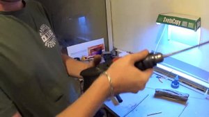 Торшер своими руками из бревна