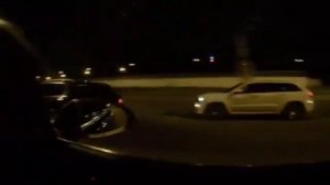 Jeep SRT8 vs Touareg v8 tdi + met