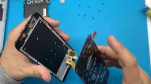 Замена стекла дисплея на Xiaomi Redmi 5a