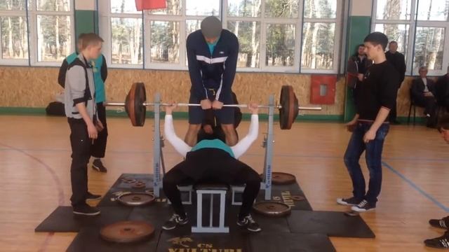 Жим лёжа 145 кг (77кг) смотреть онлайн