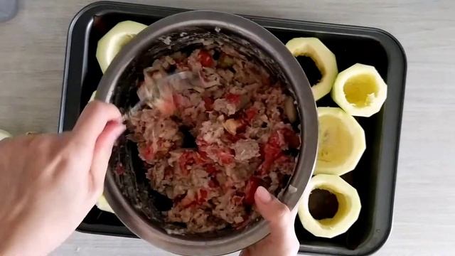 ФАРШИРОВАННЫЕ КАБАЧКИ В ДУХОВКЕ!!! ОЧЕНЬ ПРОСТОЙ И ВКУСНЫЙ РЕЦЕПТ!!!