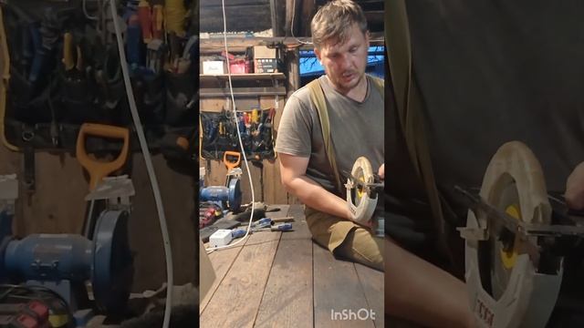 Отзыв о циркулярной аккумуляторной пиле PIT смотреть онлайн