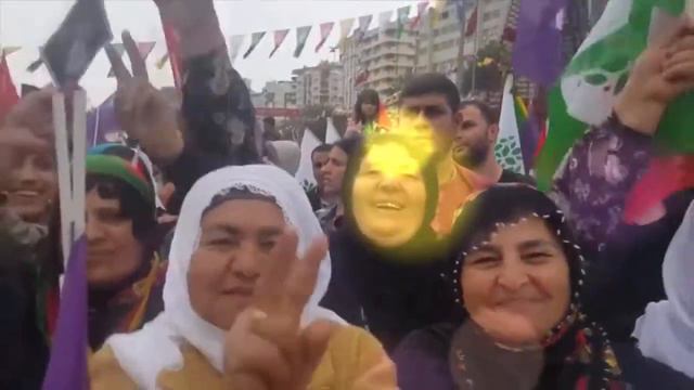 Selahattin Demirtaş dayika mın  صلاح الدين دميرتاش أغنية دايكامن