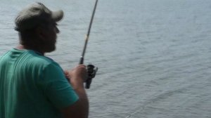 Рыбалка Ловля карпа и карася на поплавок на реке летом(июнь) My fishing