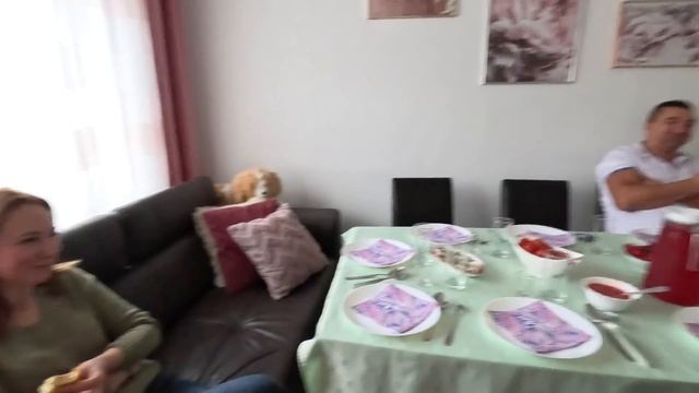 Влог, истории из жизни у родителей встретились с сестрами, маме никто не помогает, цветы от зятя
