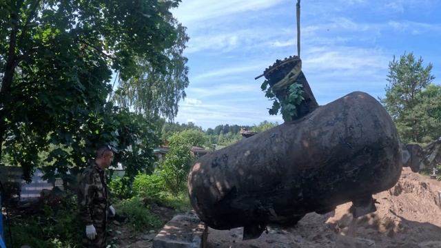 Отказался везти опасный груз . Пробил новую подушку. КМУ на пределе!