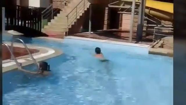 VLOG: Горки в аквапарке!!! И ВКУСНЫЙ УЖИН :) смотреть онлайн