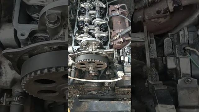 Пропала (упала) резко компрессия во всех цилиндрах в ДВС.