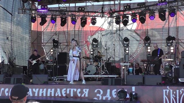 АЛЕНА МИНУЛИНА - Войско