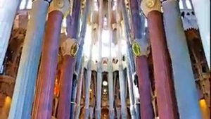 Антонио Гауди -и- Корнет,великий каталонский архитектор( Храм Святого Семейства)