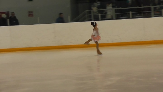 Софи Илларионова - 08.03.2018 - наши вторые соревнования - 5 место - разминка - прокат - награждение смотреть онлайн