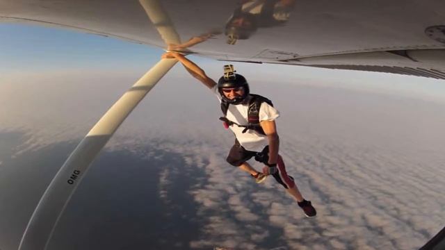 Описание экшн-камеры Red A1000 Sports смотреть онлайн