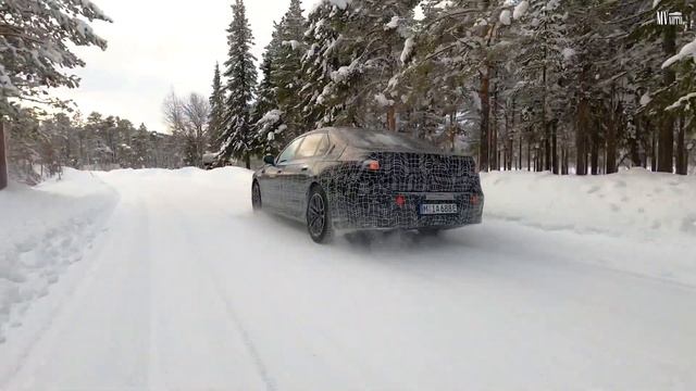 2023-2024 New BMW I7 G70 Will Mercedes-Benz EQS Be More Luxurious ! смотреть онлайн