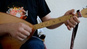 Разборы для балалайки. Песня "Не успеет луна появиться в небе"