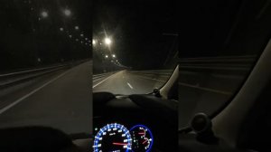 180км/час. На платной дороге. Угадайте что за машина?