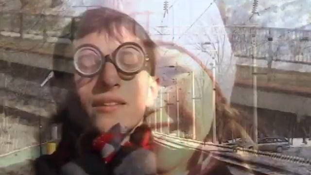 Люди встречаются, люди влюбляются, женятся...2008.avi