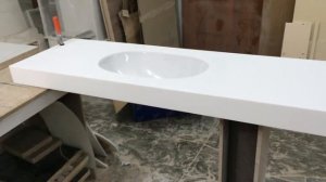 Столешница в Ванную комнату . Умывальник керамика VILLEROY AND BOCH