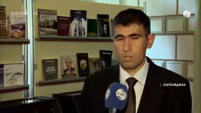Азербайджан. Азыхская пещера. Проходимцы возятся в историческом наследии Азербайджана.